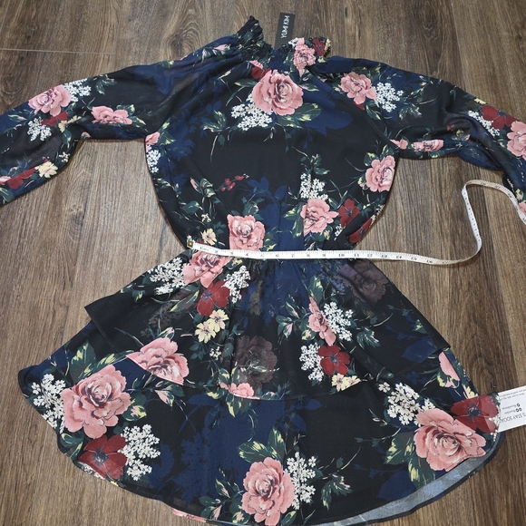 Yumi Kim Falling in Love Floral Mini Dress – Black Pink Navy M - Picture 12 of 16